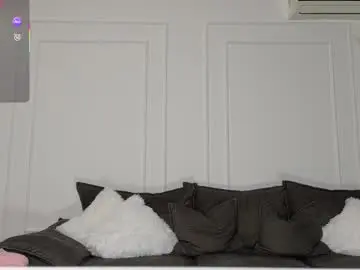 Lady_charm__  live sex cam