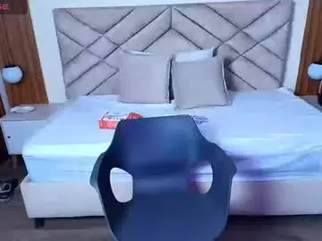 Laracooper_  live sex cam