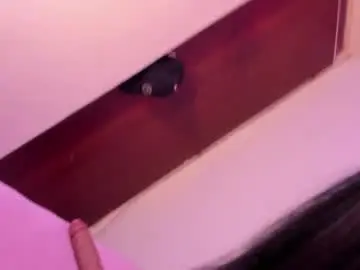 Lindaa_miller  live sex cam