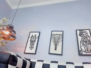 Lyarobbie  live sex cam