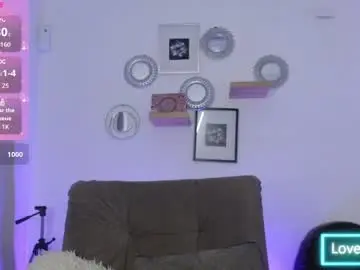 Naughtty_doll  live sex cam