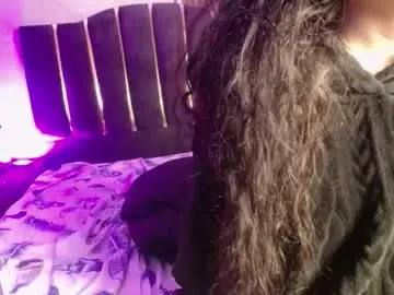 Saraa_li  live sex cam