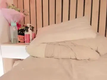 Sofiesoft  live sex cam