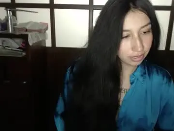 Valen_tina33  live sex cam