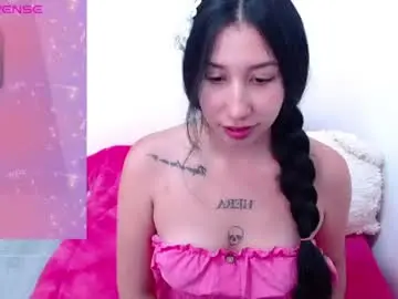 Valen_tina33  live sex cam