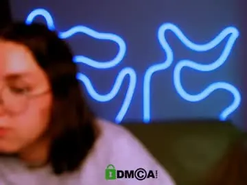 Venezia_barton  live sex cam