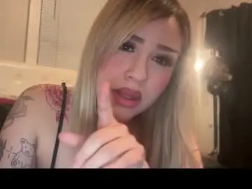 Violetmamixo  live sex cam