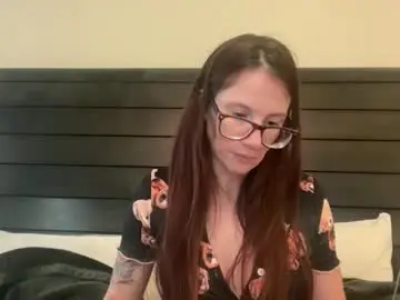 Yourstrulylivy  live sex cam