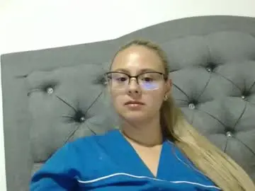Carolay02  live sex cam