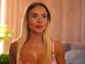 Celestearden  live sex cam