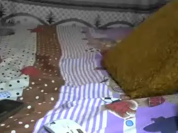 Ebony_caramell048  live sex cam