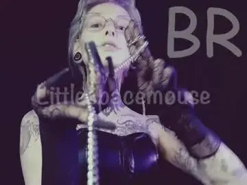 Littlespacemouse  live sex cam