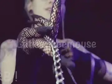 Littlespacemouse  live sex cam