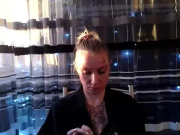 Lollifox_1  live sex cam