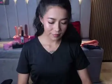 Lynn_turner_  live sex cam