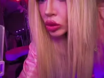 Plasticfuckdoll  live sex cam