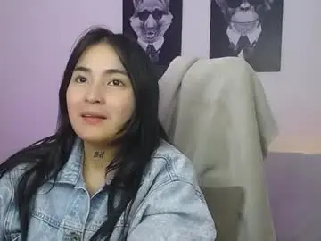 Sarayjones  live sex cam