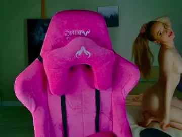 Shawty_mia  live sex cam