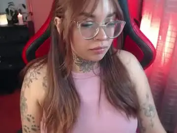 Sofisuarez13  live sex cam
