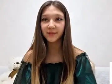 Chelatedfoe  live sex cam