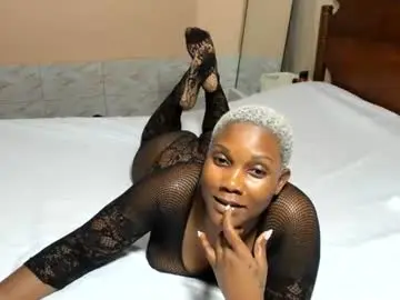 Classyhornybabe  live sex cam