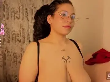 Cloebunny_  live sex cam