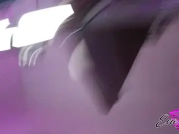 Evajonez  live sex cam