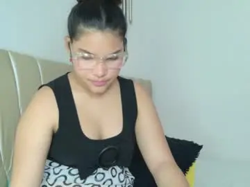 Isabela_lux  live sex cam