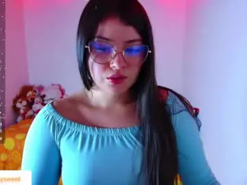 Juli05star  live sex cam