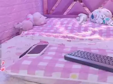 Lexy_cute1  live sex cam
