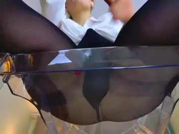 Luna_helga  live sex cam