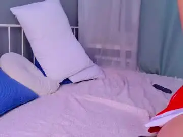 Luna_helga  live sex cam