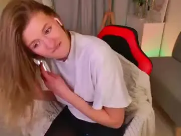 Luna_helga  live sex cam