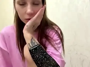 Nakitabolognese  live sex cam