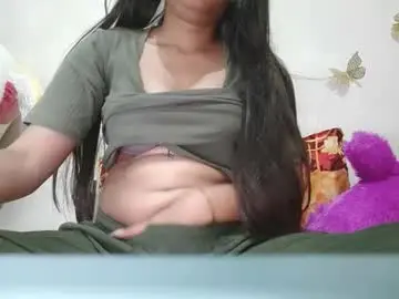 Parneetu_642  live sex cam