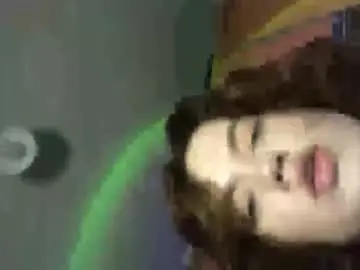 Snowy_cute  live sex cam