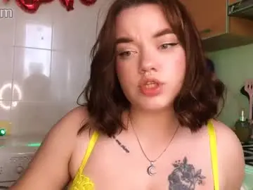 Snowy_cute  live sex cam