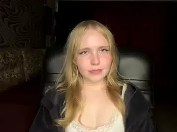 Wilhelminafraker  live sex cam