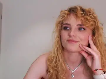 Annaevv  live sex cam