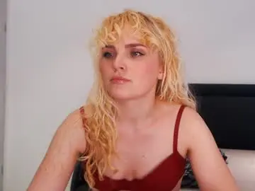 Annaevv  live sex cam