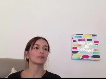 Aura_moons  live sex cam