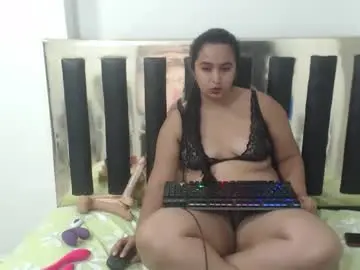 Karimesaenz1  live sex cam