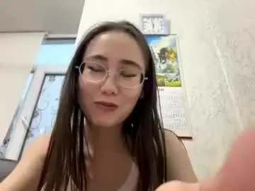 Kuskus_mya  live sex cam