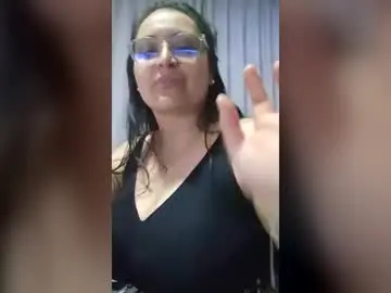 Latinwishes  live sex cam