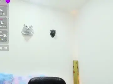 Lindsey8  live sex cam