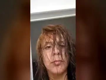 Luckybabe13  live sex cam