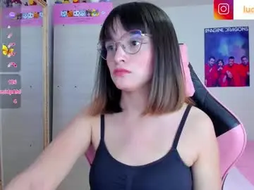 Lucy_hess_  live sex cam