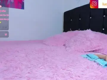 Lucy_hess_  live sex cam