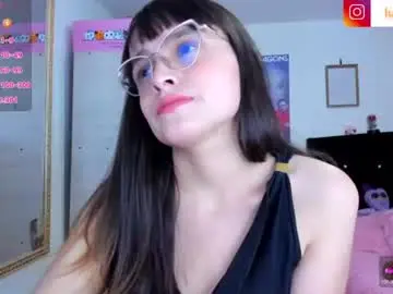 Lucy_hess_  live sex cam