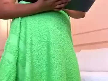 Naomi_ember__  live sex cam